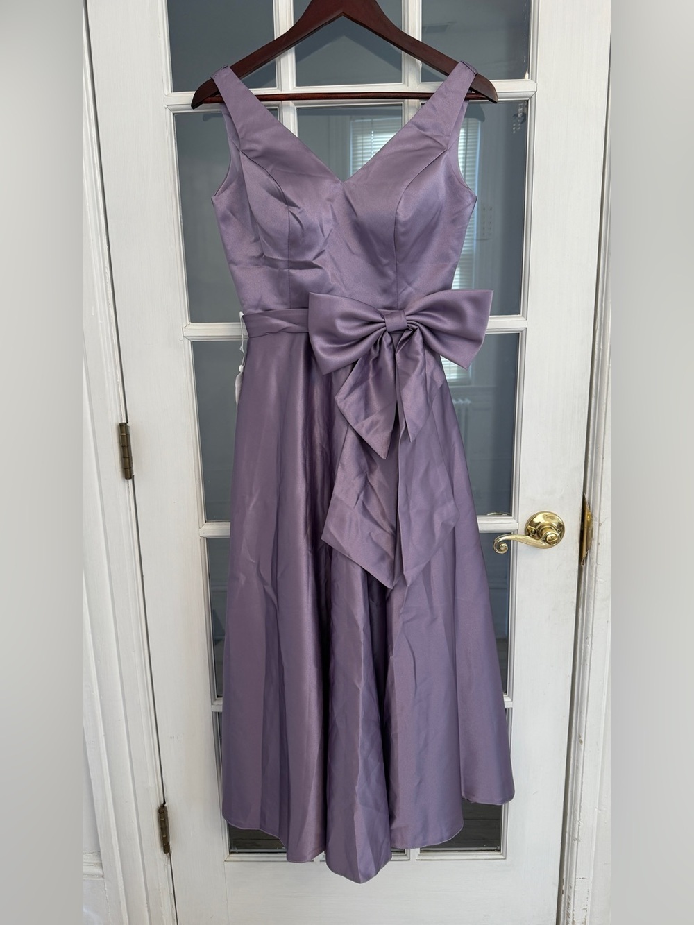 MISS VEIL Women's Lavender Satin Sleeveless V-Neck Bow Waist Midi Formal Dress